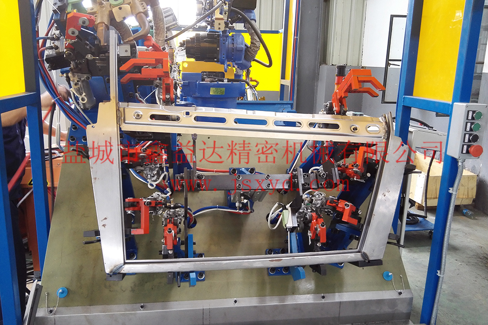 江苏奇瑞T18车型汽车门框焊接总成工装
